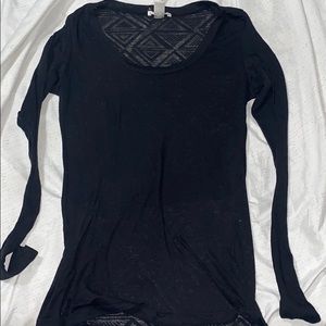 Long sleeve see through designed T-shirt
